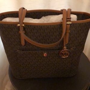 Michael Kors Bag Brand New Never Used